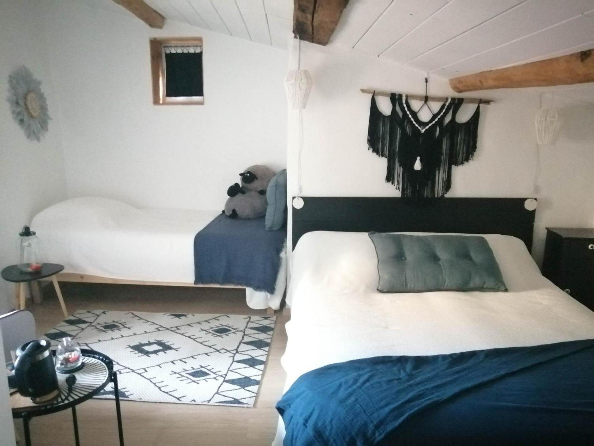 Le Logis D'Hestia Apartment Billom Bilik gambar