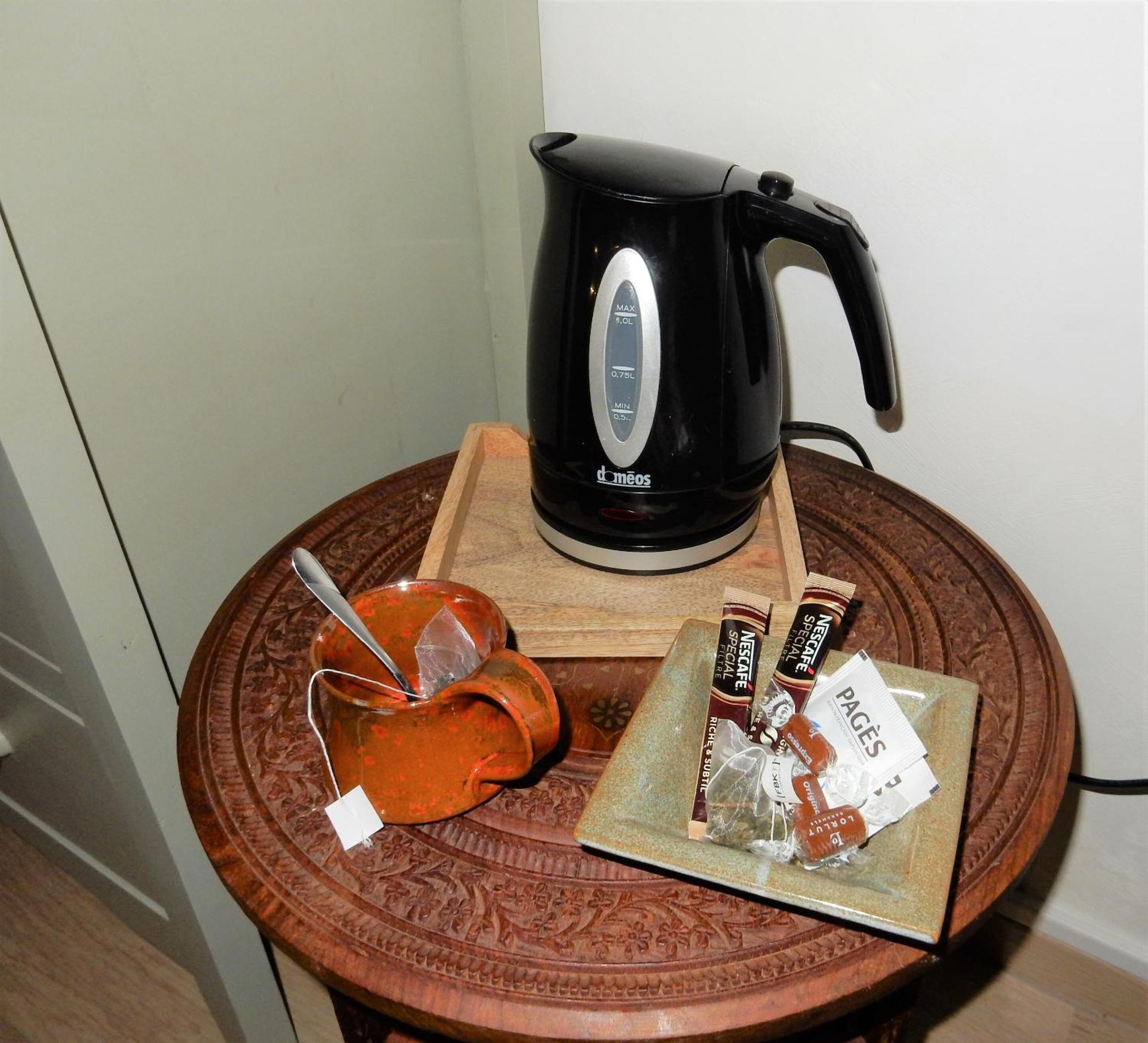 Le Logis D'Hestia Apartment Billom Luaran gambar