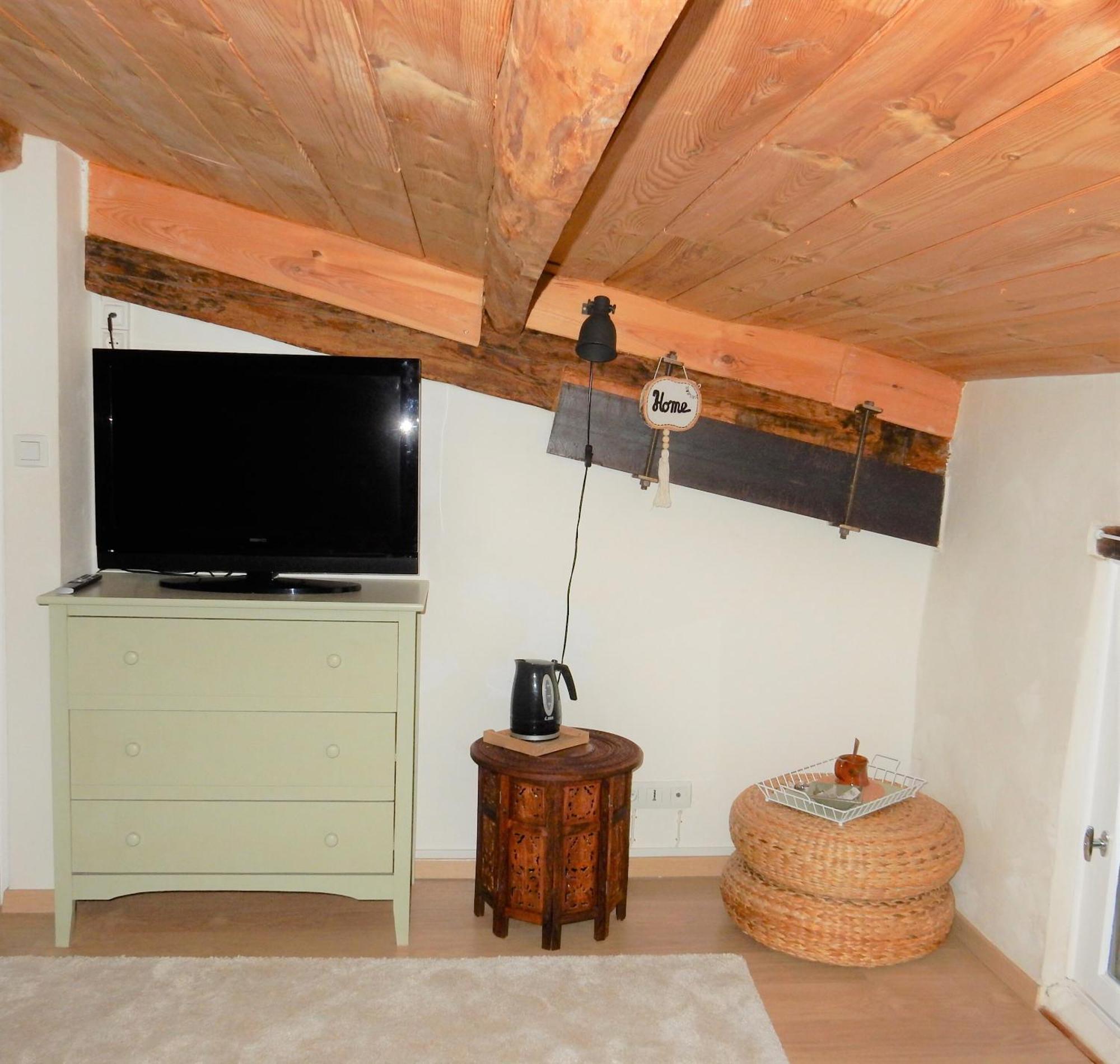 Le Logis D'Hestia Apartment Billom Luaran gambar
