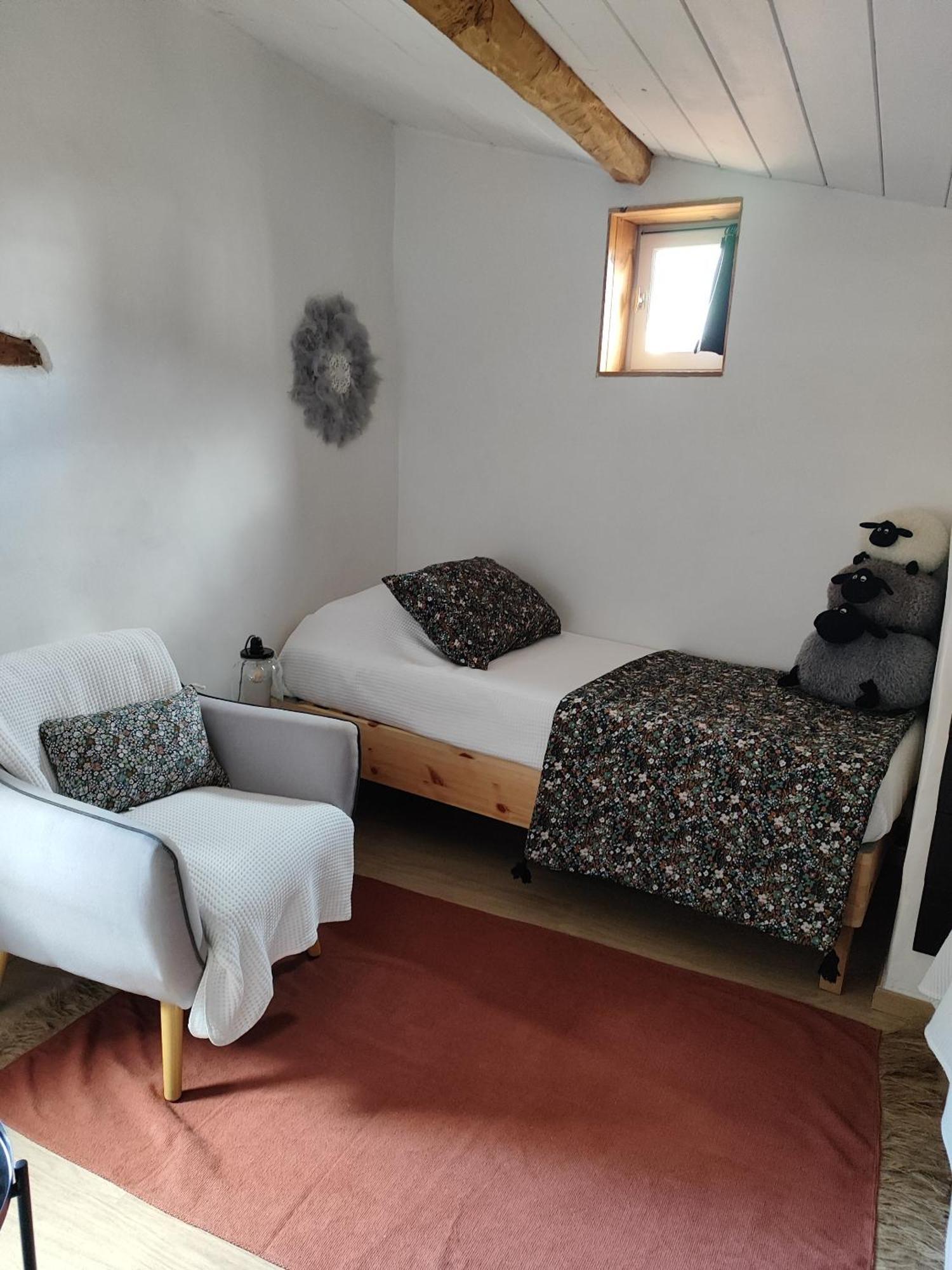 Le Logis D'Hestia Apartment Billom Luaran gambar