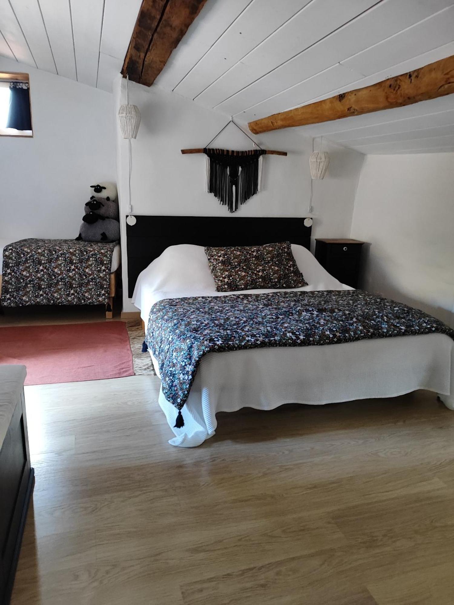 Le Logis D'Hestia Apartment Billom Luaran gambar
